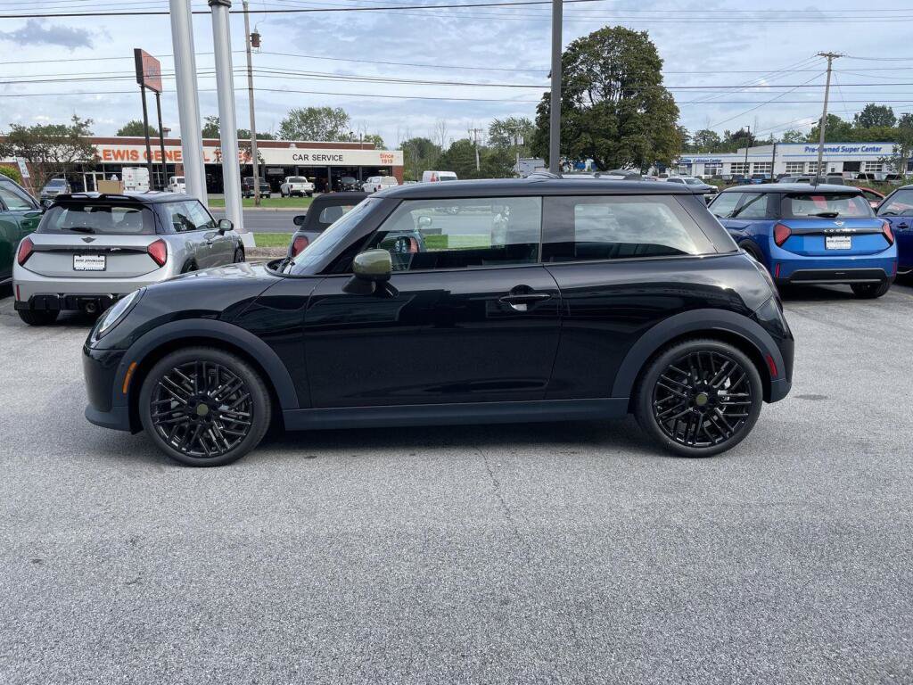 New 2027 MINI Cooper S FWD image 4