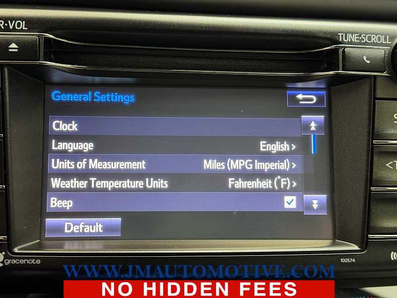 Used 2018 Toyota RAV4 XLE image 31