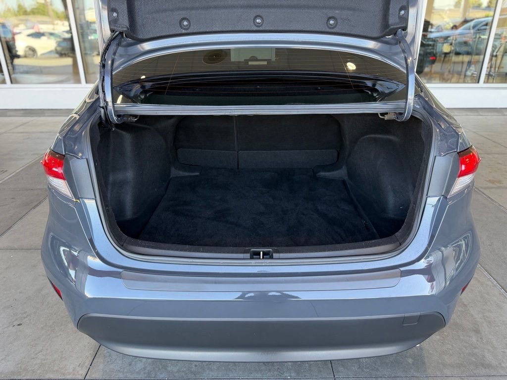 Used 2023 Toyota Corolla LE w/ Carpet Mat Package (TMS) FWD image 15