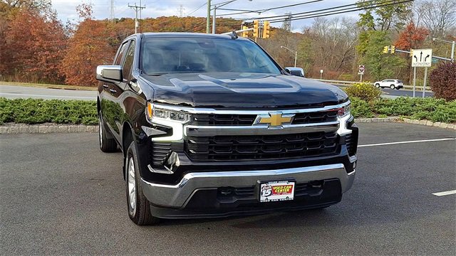 Used 2025 Chevrolet Silverado 1500 LT image 7