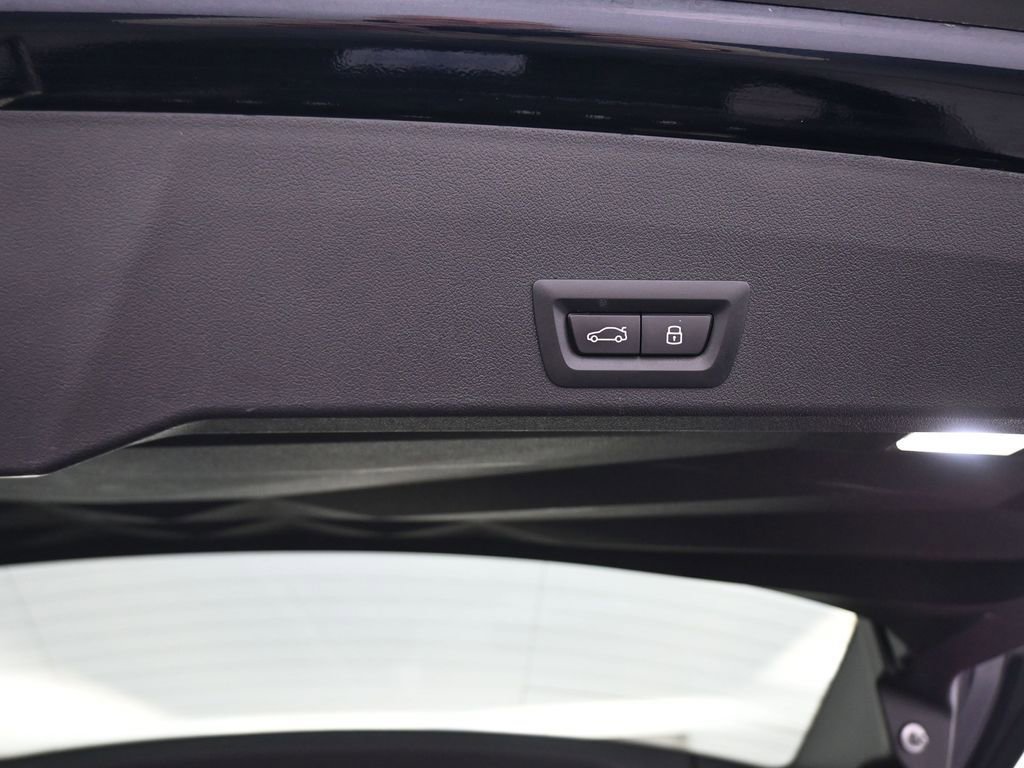 Used 2024 BMW XM image 44