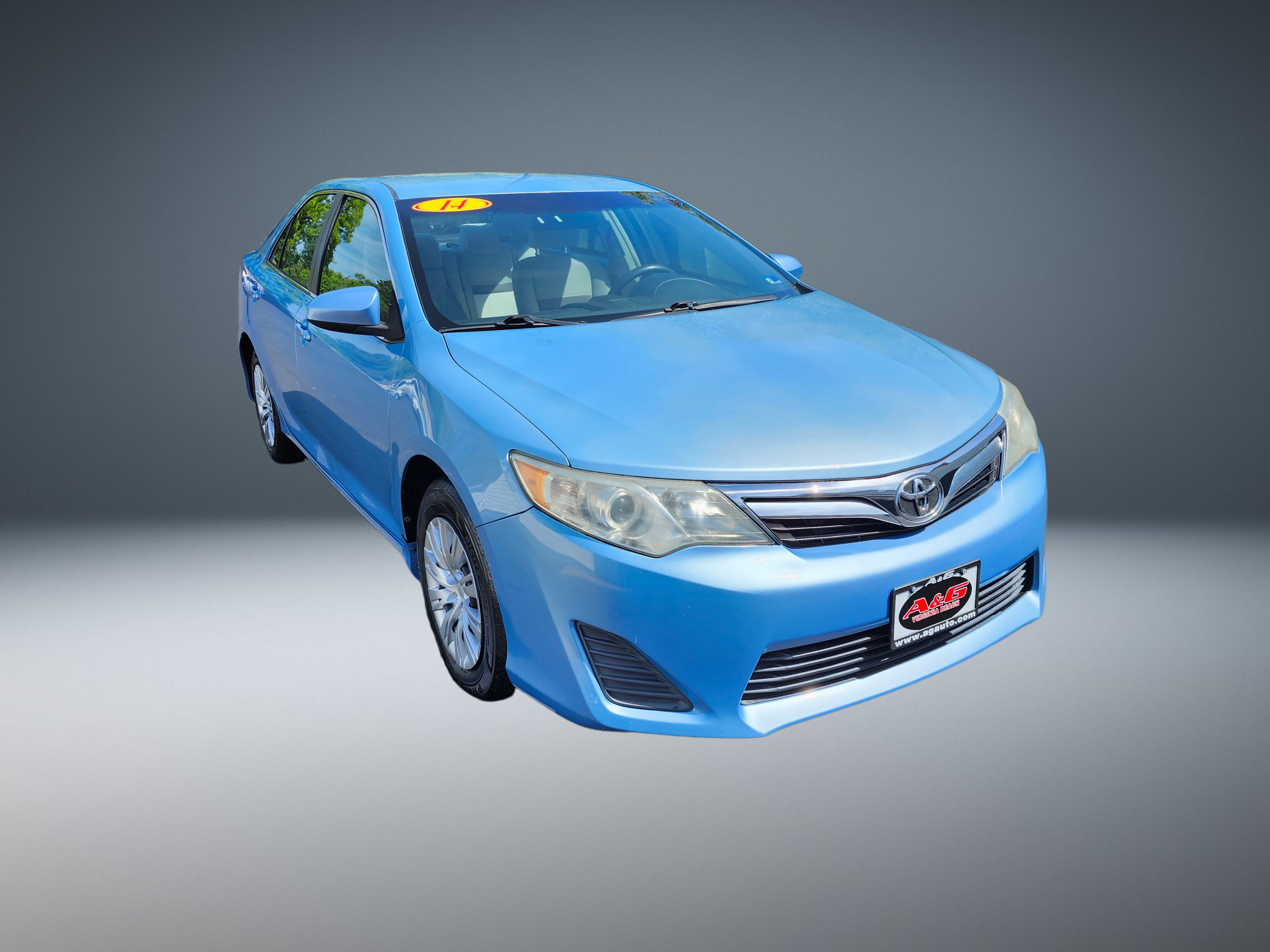 Used 2014 Toyota Camry LE