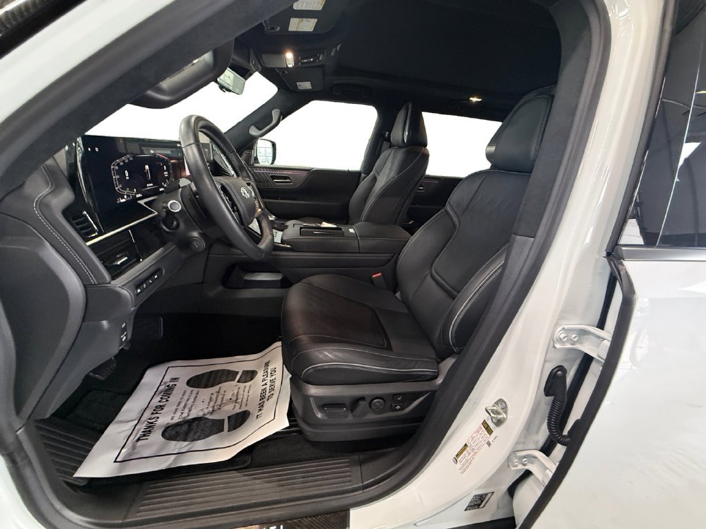 Used 2026 INFINITI QX80 Autograph w/ Premium Cargo Package AWD/4WD image 10