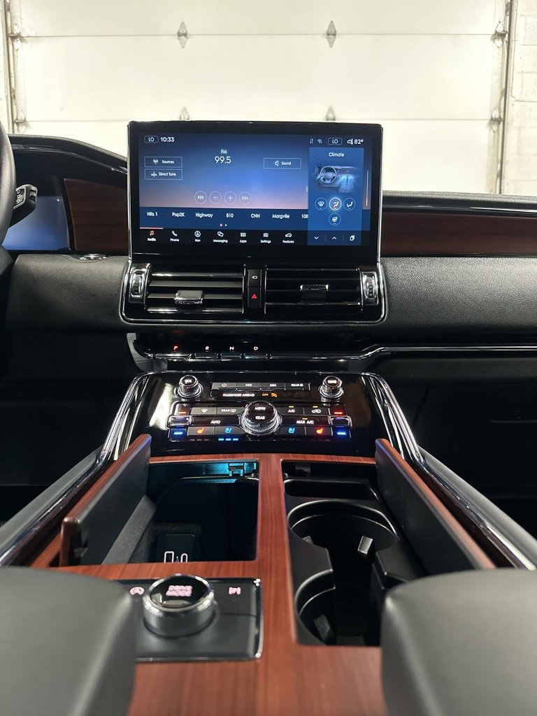 Used 2023 Lincoln Navigator L Reserve image 23