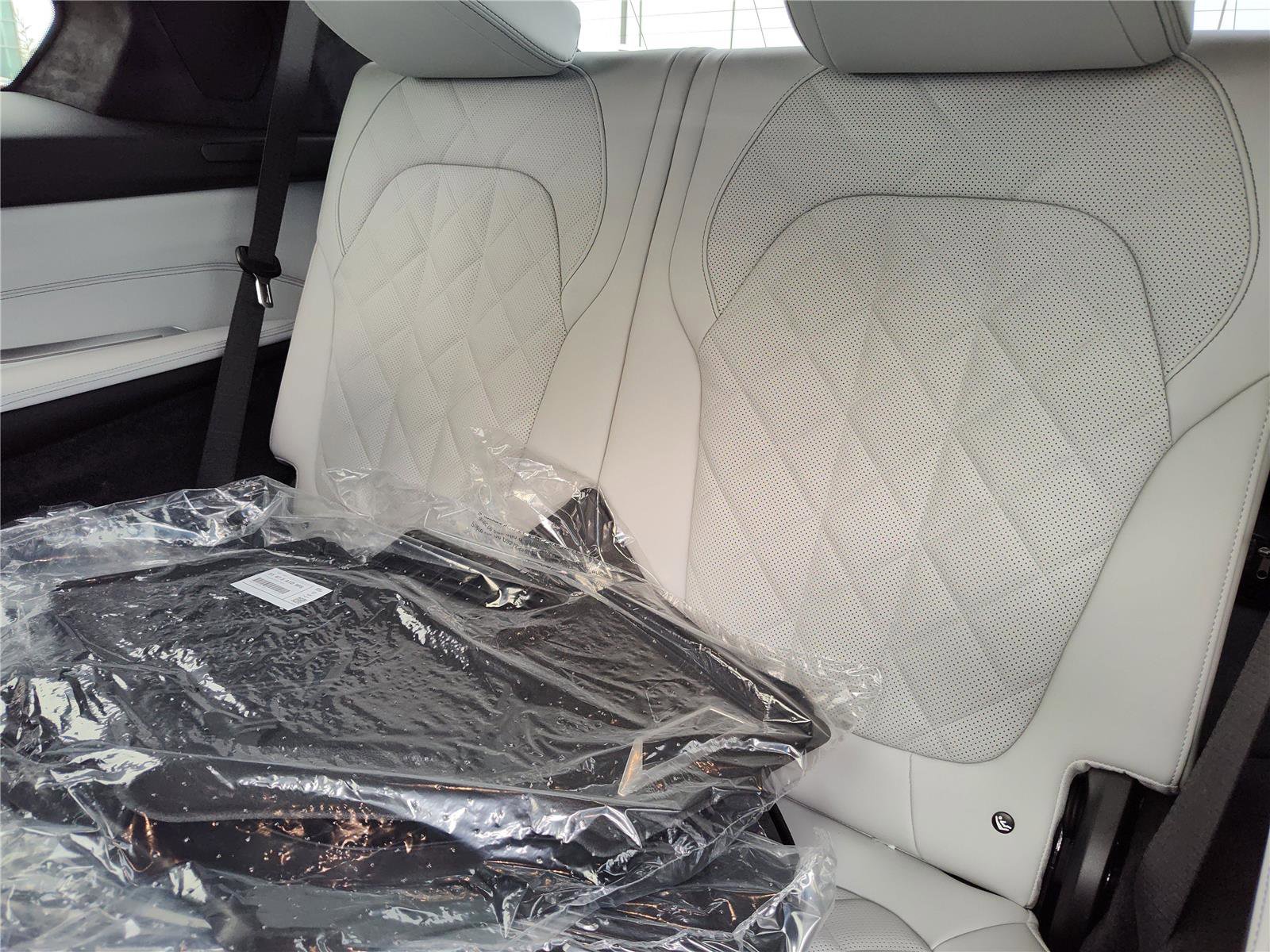 New 2026 BMW X7 xDrive40i w/ Executive Package image 15