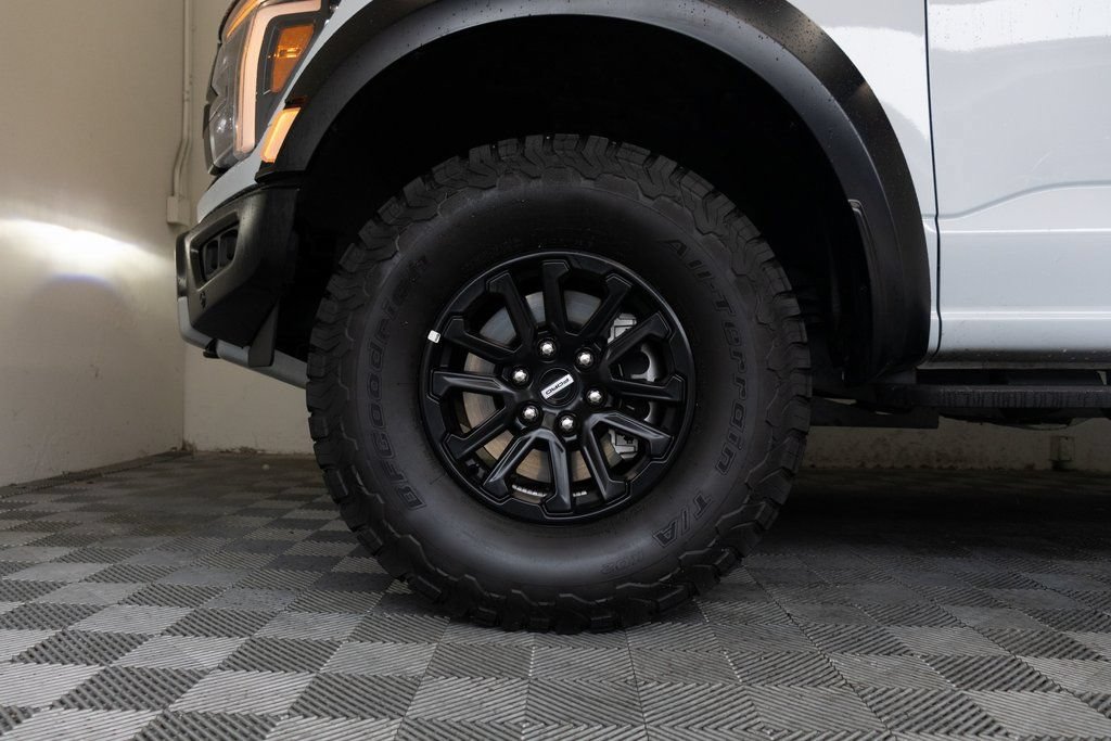 Used 2025 Ford F150 Raptor AWD/4WD image 10