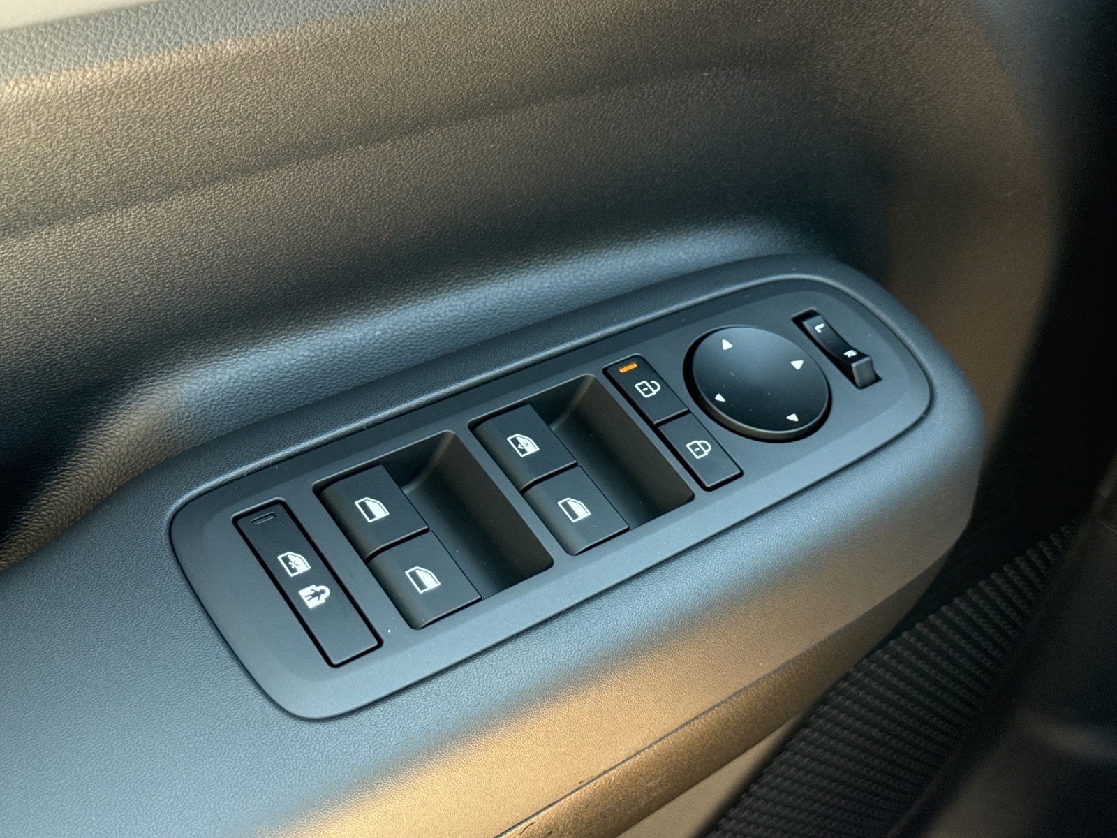 New 2026 Hyundai Santa Fe SE image 17