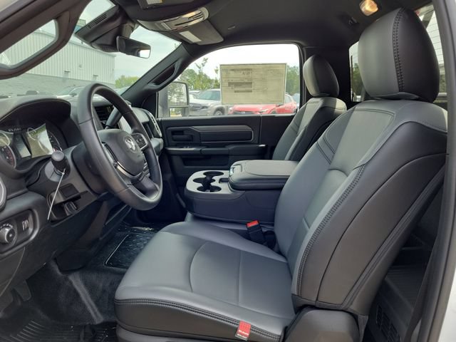 New 2026 RAM 5500 Tradesman w/ Chrome Appearance Group AWD/4WD image 22