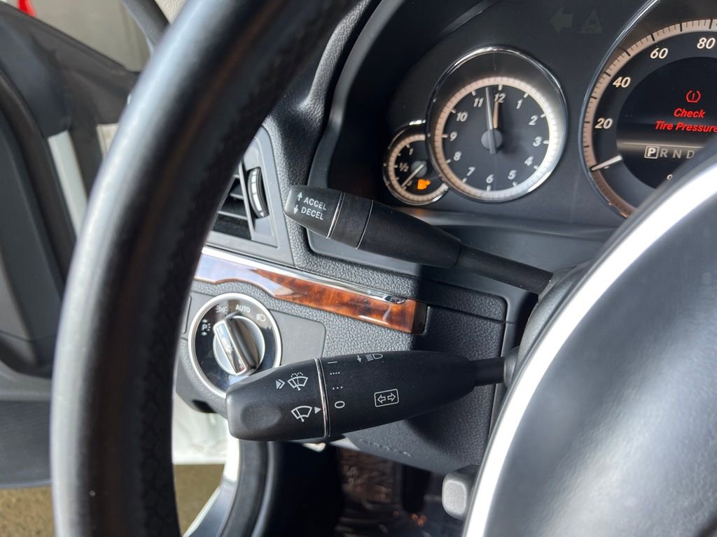 Used 2013 Mercedes-Benz E 350 Cabriolet image 28