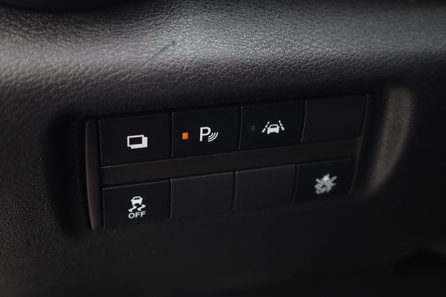 Used 2021 Nissan Versa S FWD image 9