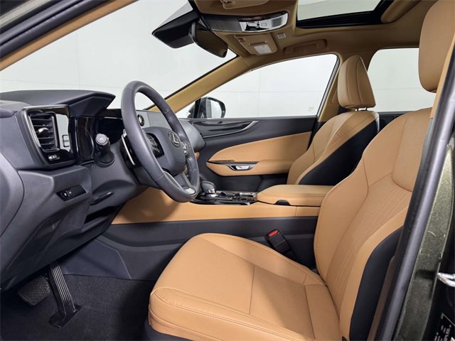 Used 2025 Lexus NX 350 AWD image 4