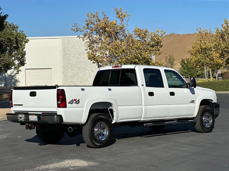 Used 2007 Chevrolet Silverado 3500 LT w/ Heavy-Duty Power Package AWD/4WD image 5
