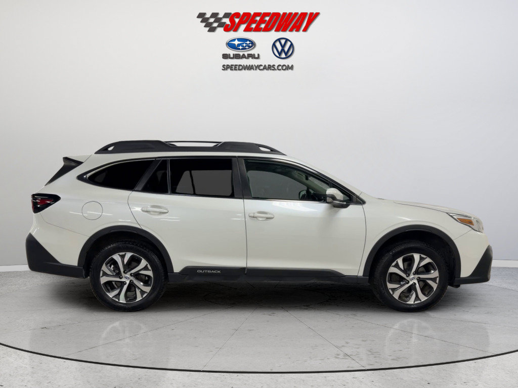 Used 2022 Subaru Outback Limited w/ Tech Package 3 AWD/4WD image 4