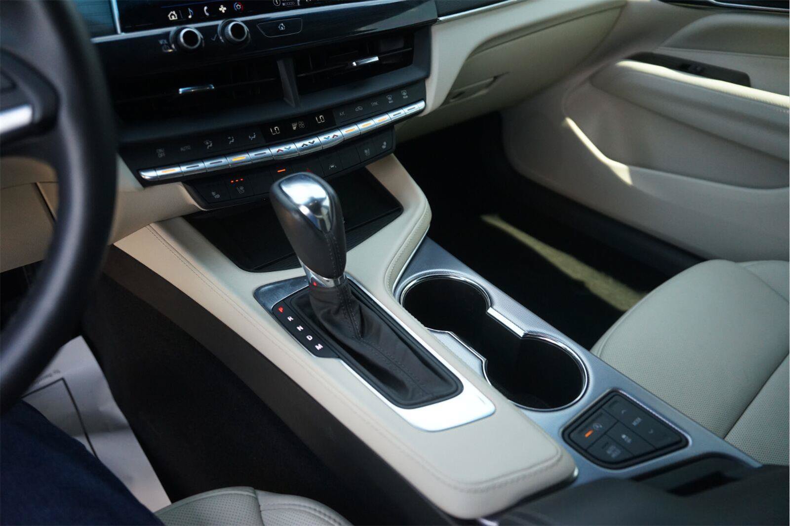 Used 2025 Cadillac CT4 Premium Luxury w/ Technology Package RWD image 28