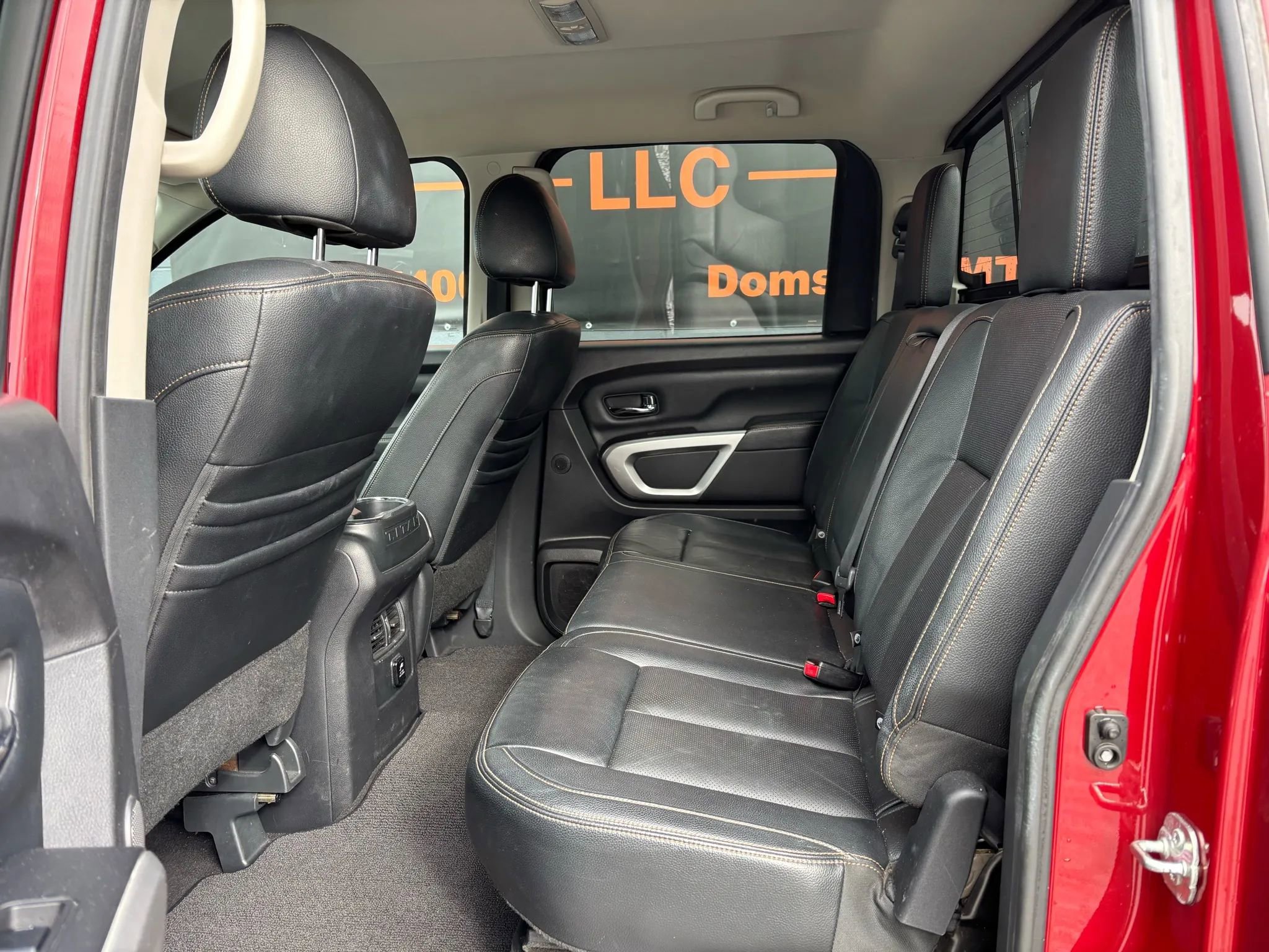 Used 2017 Nissan Titan SL w/ Chrome Package image 17