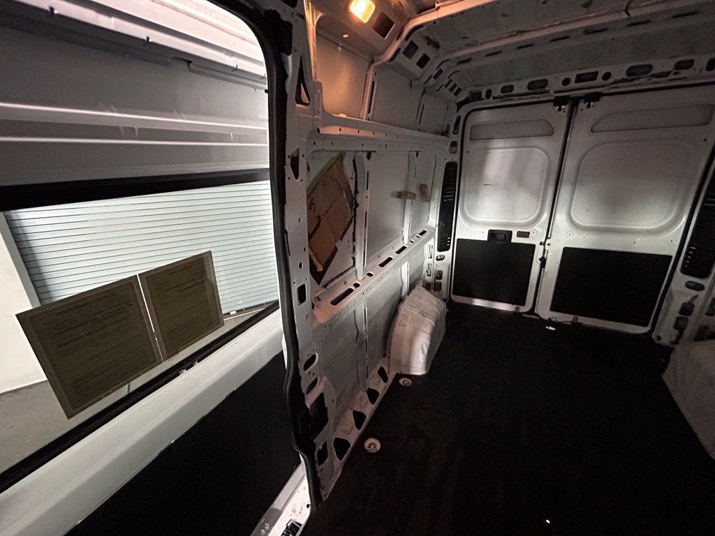 Used 2023 RAM ProMaster 2500 FWD image 12
