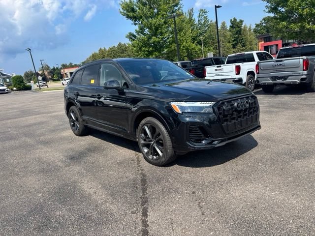 Certified 2025 Audi Q7 3.0T Prestige AWD/4WD image 4