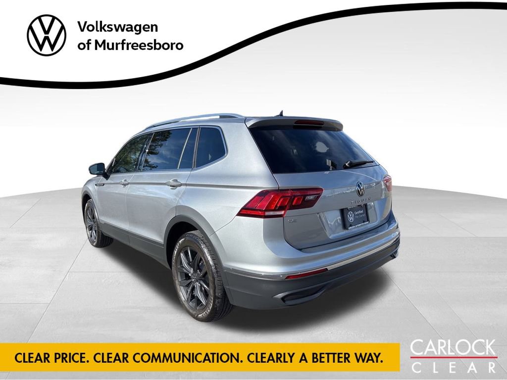 Certified 2024 Volkswagen Tiguan SE image 5