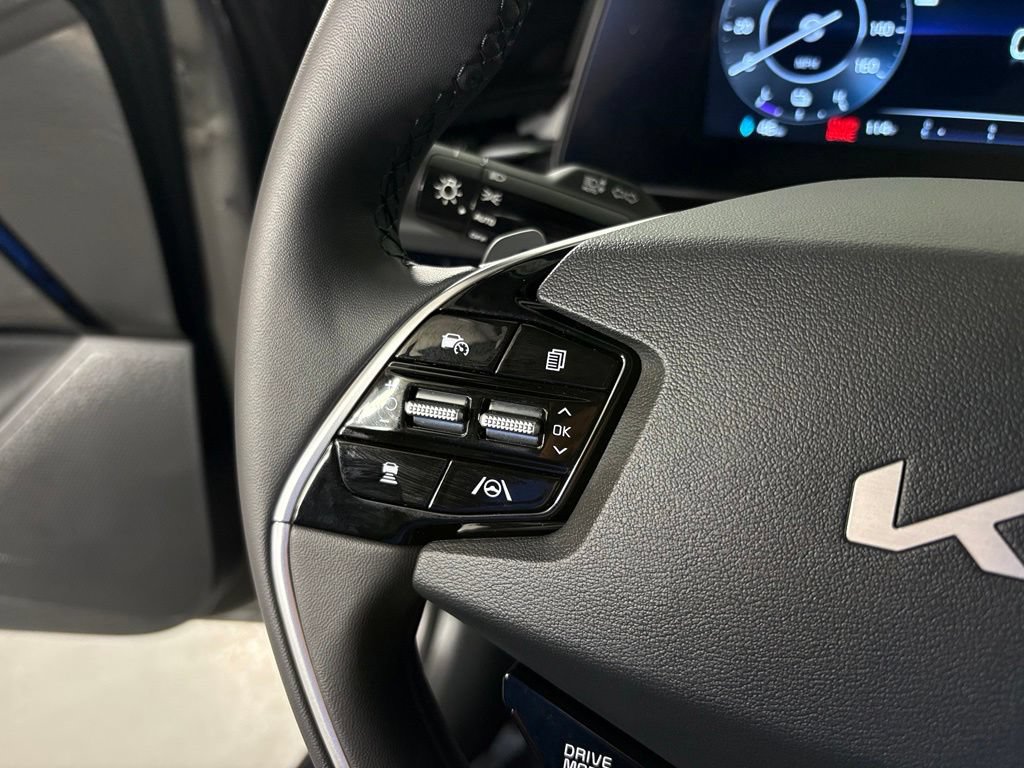 New 2026 Kia Niro Wind FWD image 20