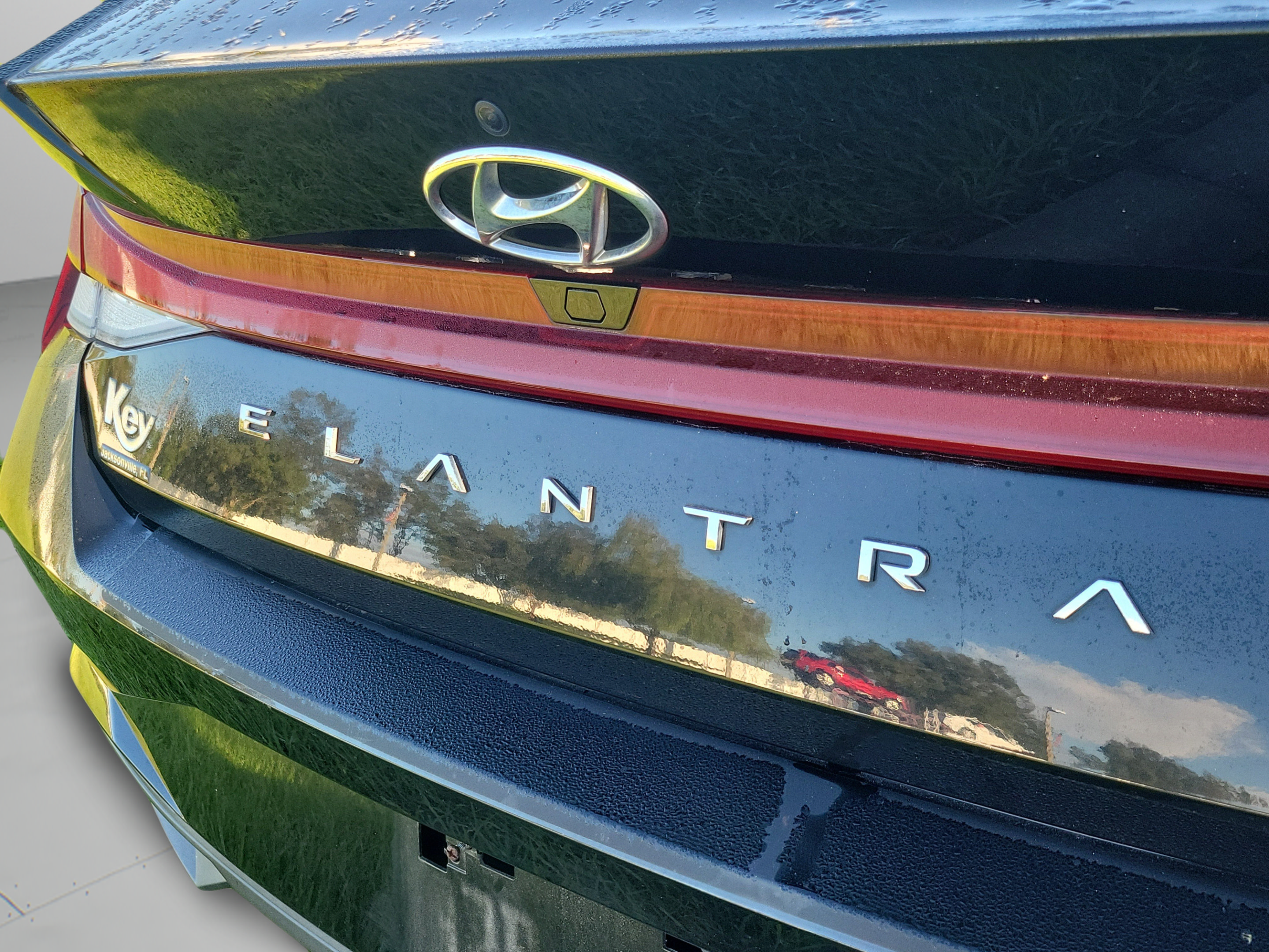 Used 2022 Hyundai Elantra SEL FWD image 23
