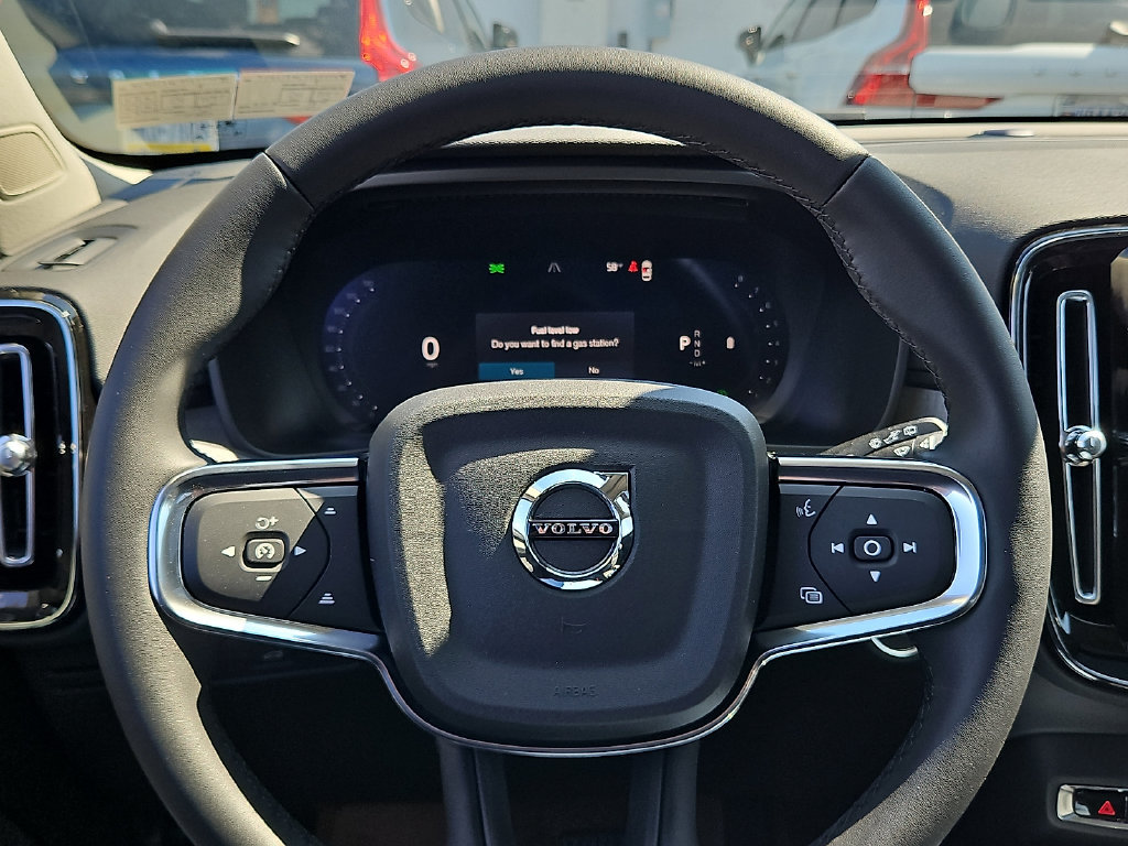 New 2026 Volvo XC40 B5 Plus w/ Climate Package AWD/4WD image 18