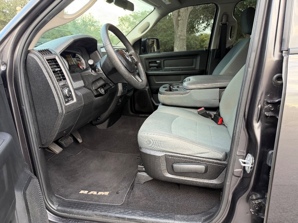 Used 2019 RAM 1500 Express w/ Express Value Package image 16