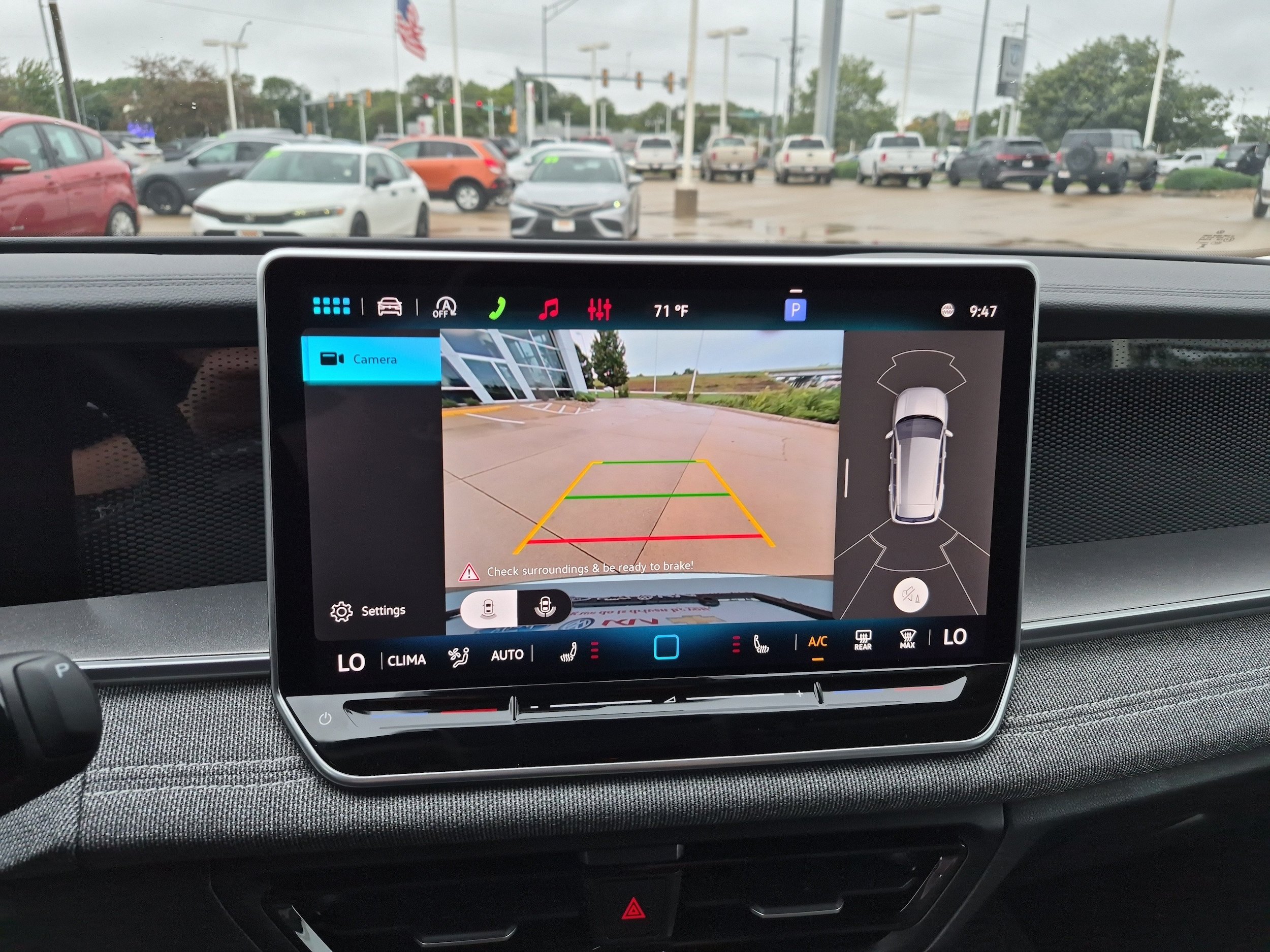 New 2026 Volkswagen Tiguan S AWD/4WD image 19