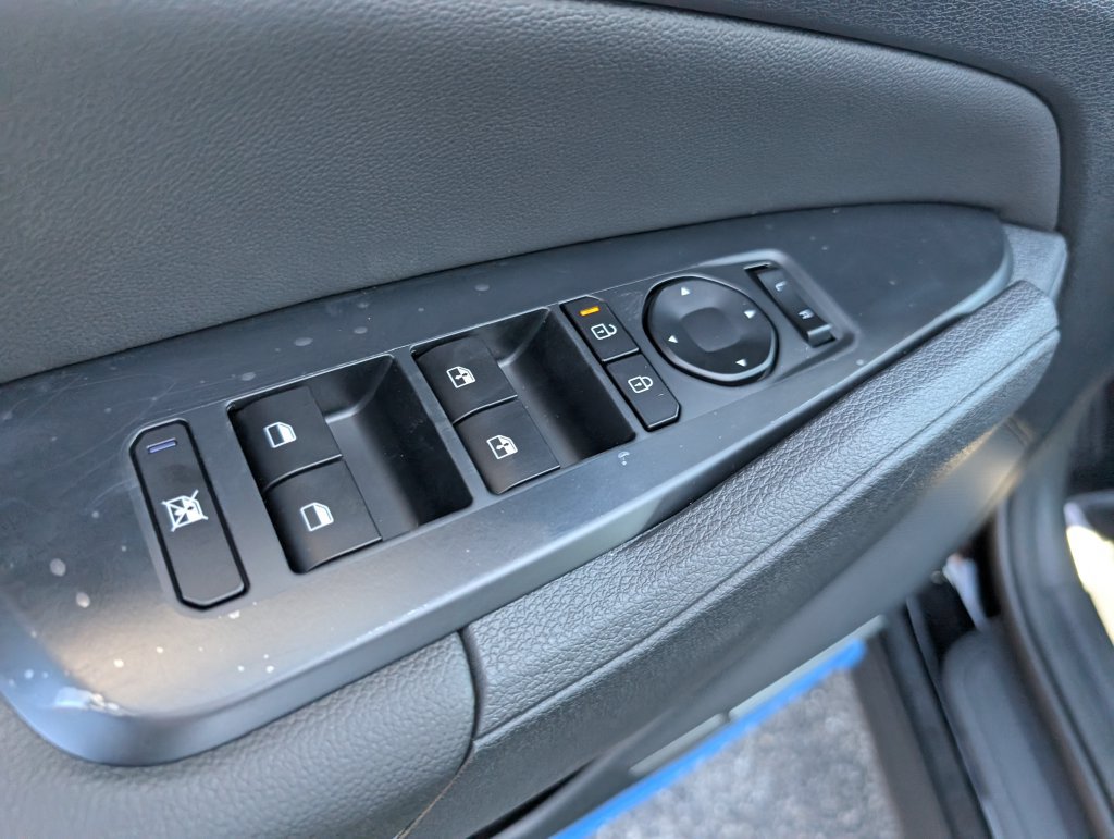 New 2026 Kia Sportage EX FWD image 15