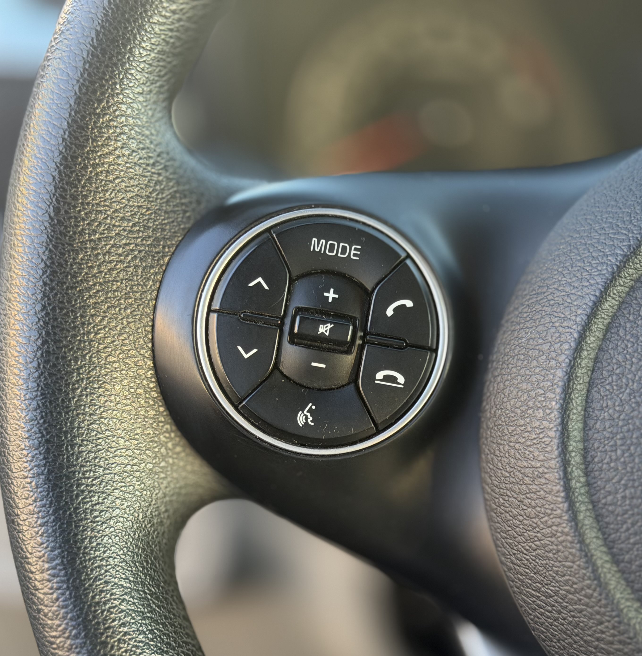Used 2020 Kia Soul LX FWD image 22