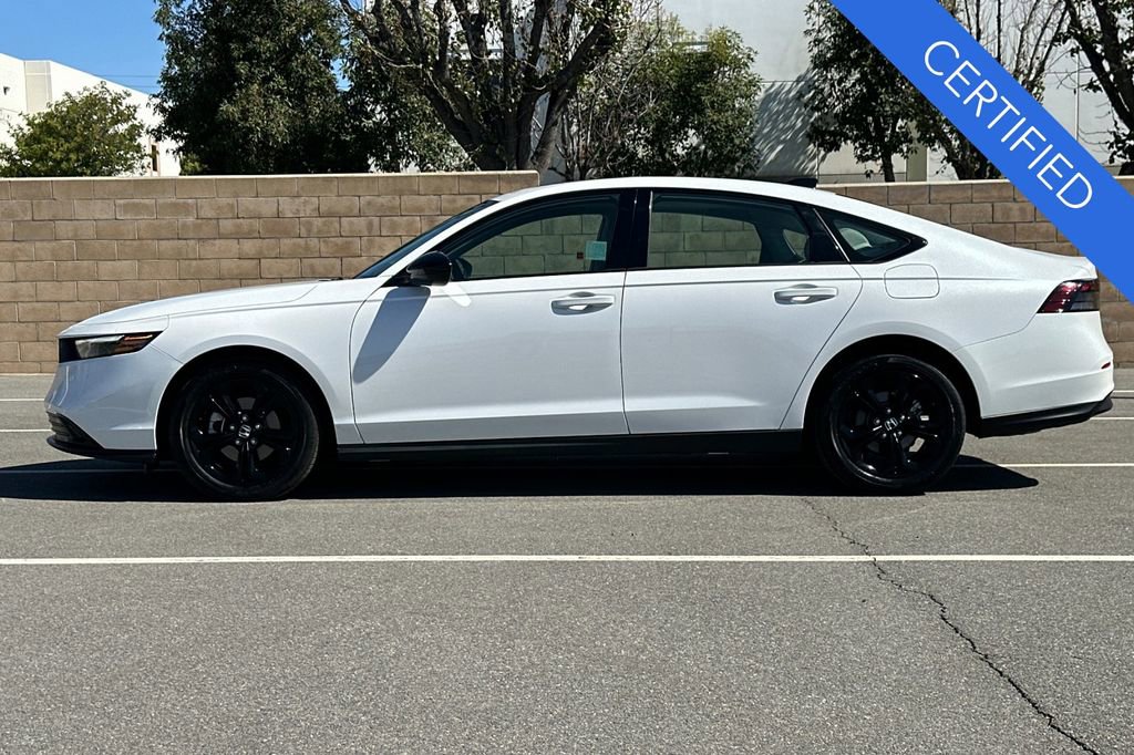 Certified 2025 Honda Accord SE image 7