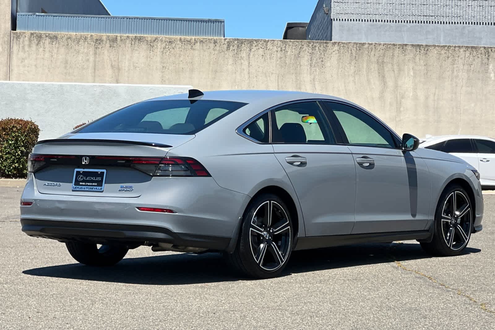 Used 2024 Honda Accord Sport image 2