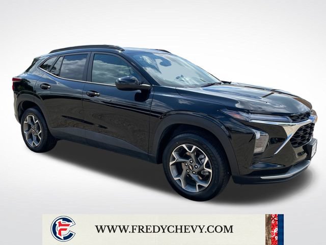 Used 2025 Chevrolet Trax LT FWD image 7