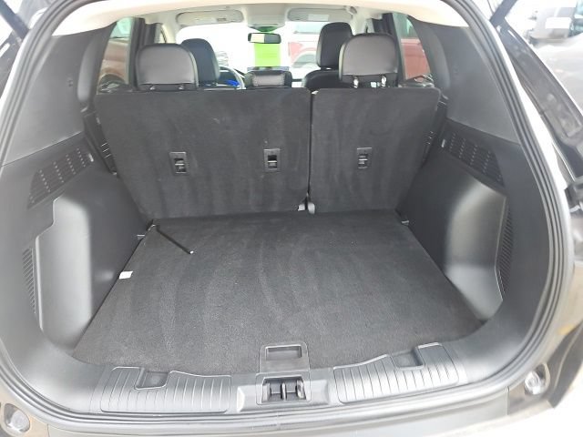 Used 2025 Ford Escape Platinum AWD/4WD image 10