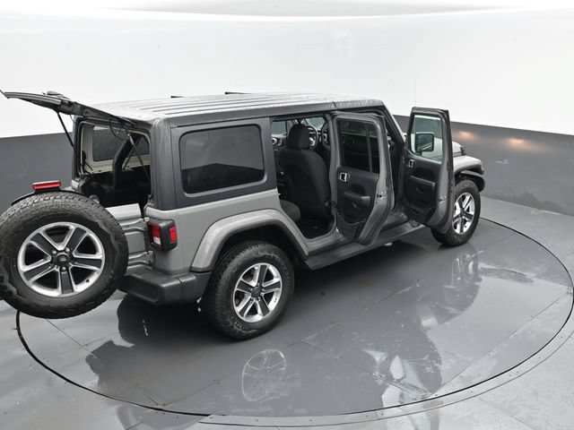 Used 2019 Jeep Wrangler Unlimited Sahara w/ Dual Top Group AWD/4WD image 26