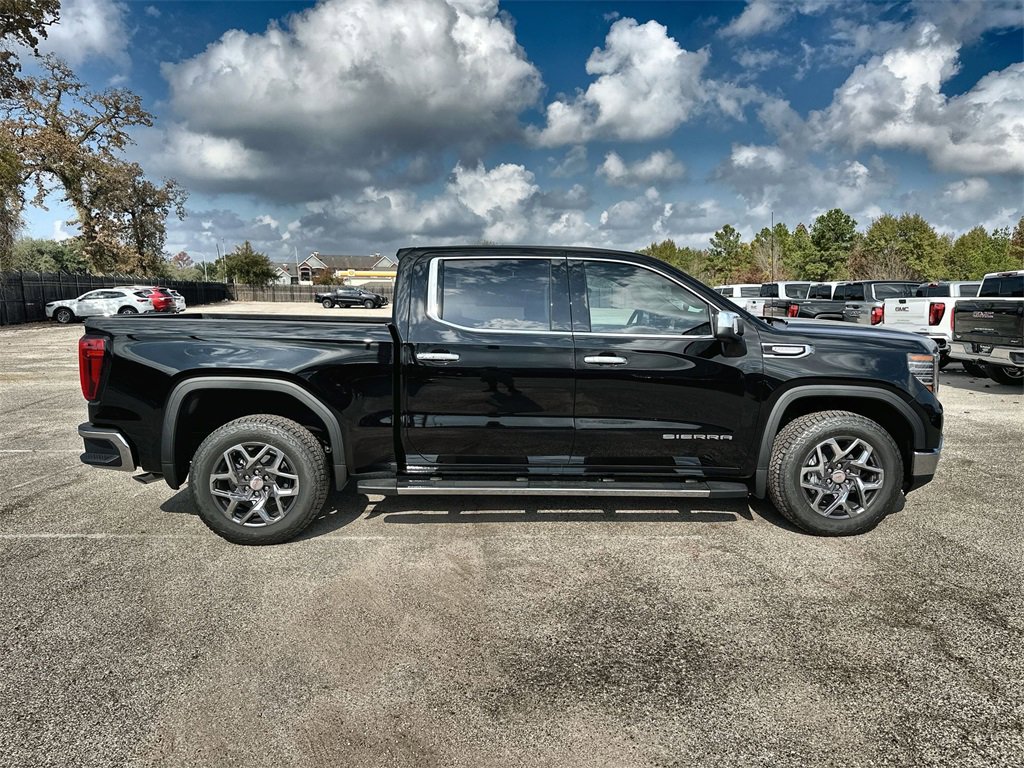 New 2026 GMC Sierra 1500 SLT image 10