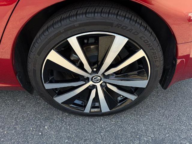 Certified 2022 Nissan Altima 2.5 SR FWD image 9