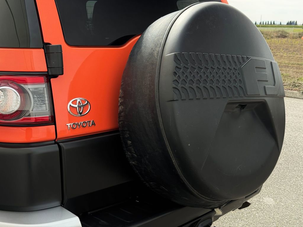 Used 2014 Toyota FJ Cruiser 4WD w/ Convenience Package image 29