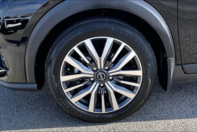 Certified 2024 Nissan Kicks SV image 32