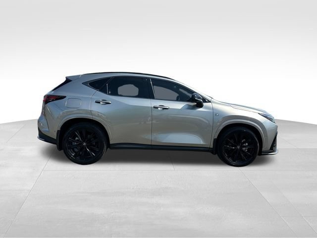 Used 2025 Lexus NX 450h+ F Sport AWD/4WD image 6