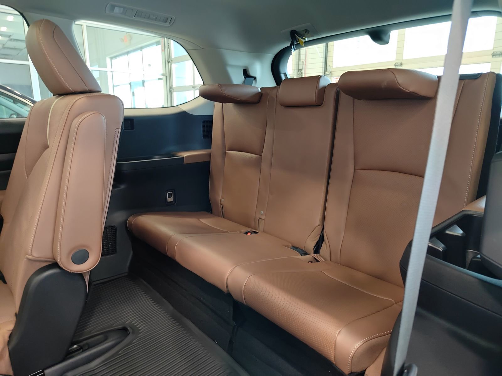 New 2026 Toyota Grand Highlander Platinum image 17