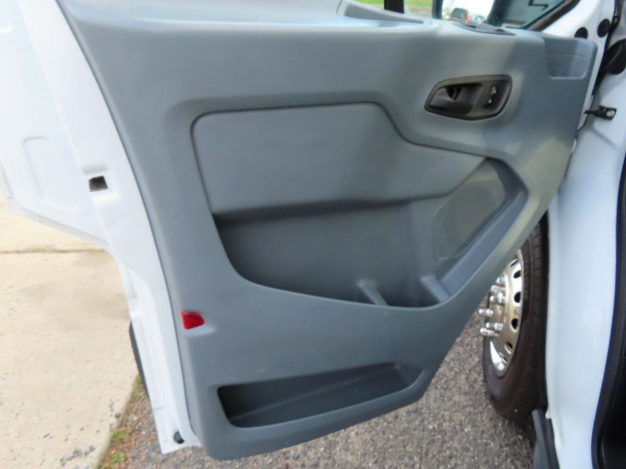 Used 2017 Ford Transit 350 138 DRW w/ Interior Upgrade Package RWD image 10