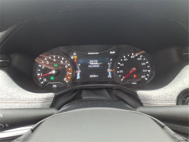 Used 2023 Jeep Compass Latitude w/ Sun and Sound Group image 17