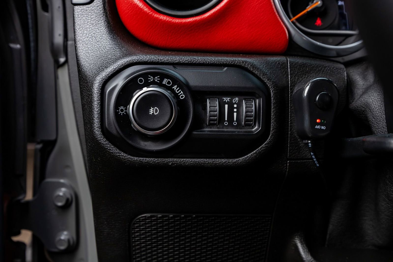 Used 2019 Jeep Wrangler Unlimited Sport S AWD/4WD image 21