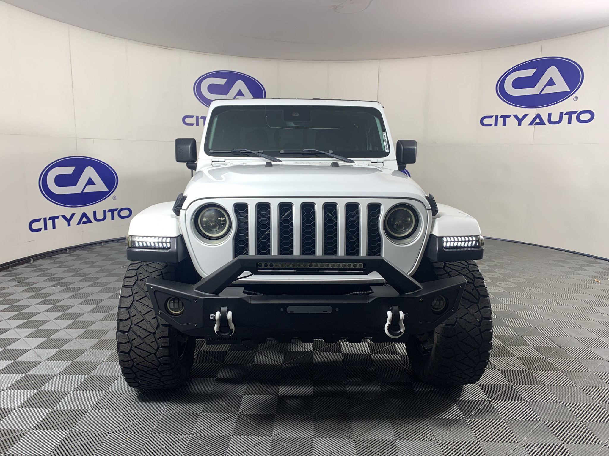 Used 2020 Jeep Gladiator Overland AWD/4WD image 7
