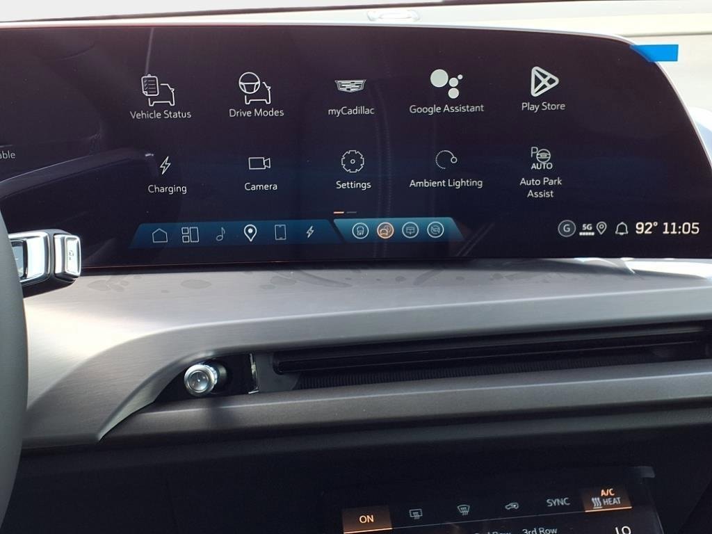 New 2026 Cadillac Vistiq Sport image 18