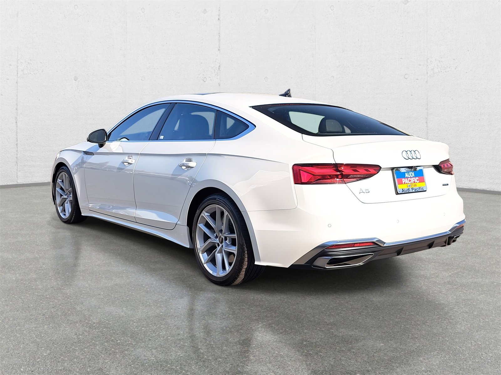 Used 2023 Audi A5 2.0T Premium w/ Convenience Package image 7