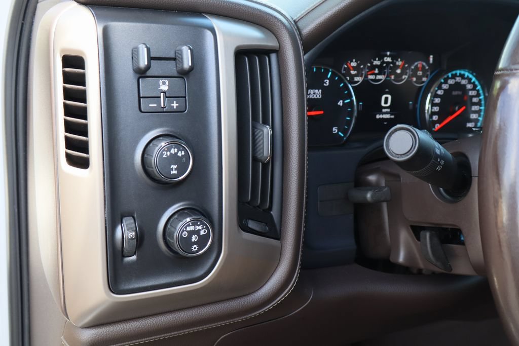 Certified 2019 GMC Sierra 2500 Denali w/ Duramax Plus Package AWD/4WD image 13