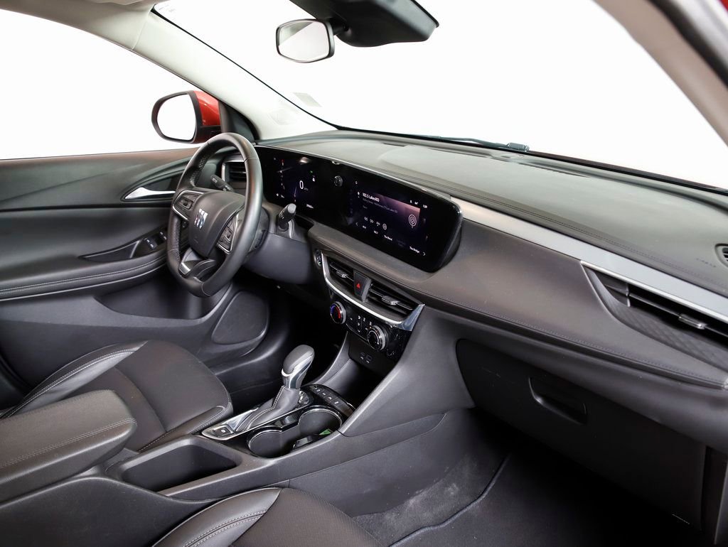 Used 2024 Buick Encore GX Sport Touring image 8