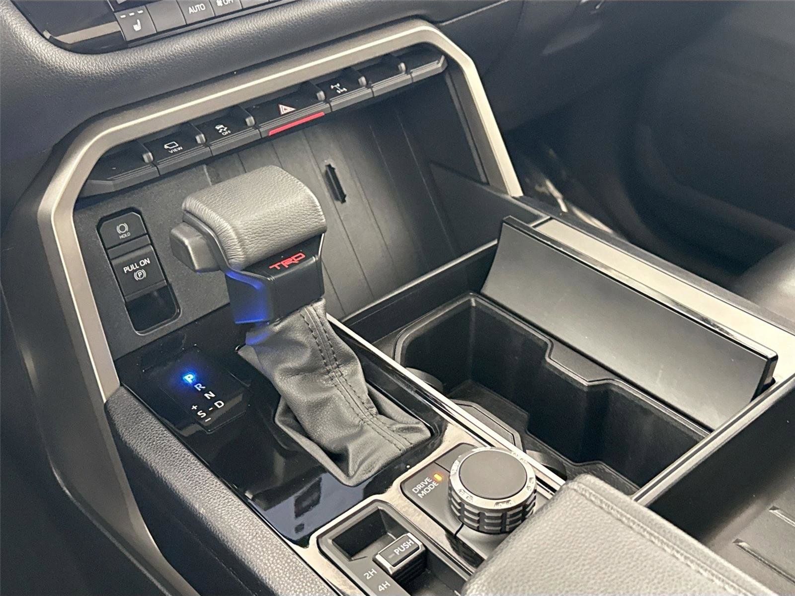 Certified 2024 Toyota Sequoia SR5 image 29