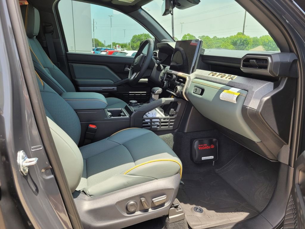 New 2025 Toyota Tacoma Trailhunter image 16